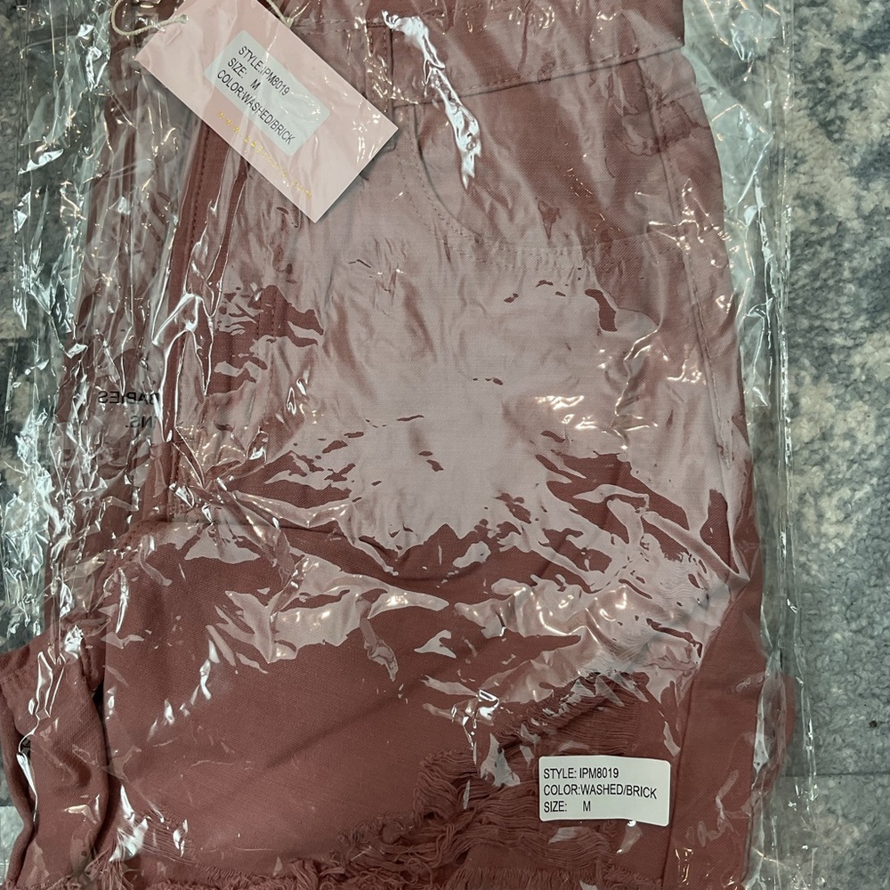 NWT Washed Brick Distressed Women Shorts by 143 Story Sizes S, M & L - Picture 10 of 11